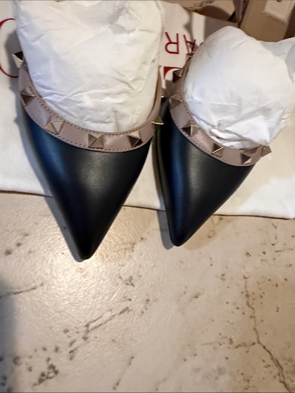 Valentino Black Pointed Rockstud Slingback Pumps with Nude Trim - Picture 9 of 14